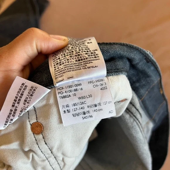 Men’s Levi’s 501 Big and Tall 50 X 30 - Picture 4 of 7